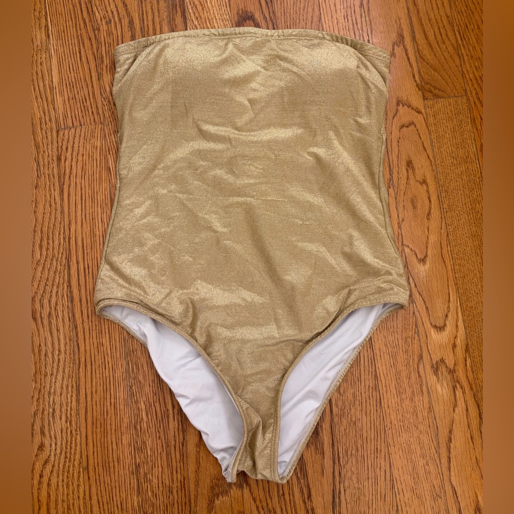 ONDADEMAR GOLD METALLIC STRAPLESS ONE-PIECE SWIMSUIT – SIZE MEDIUM